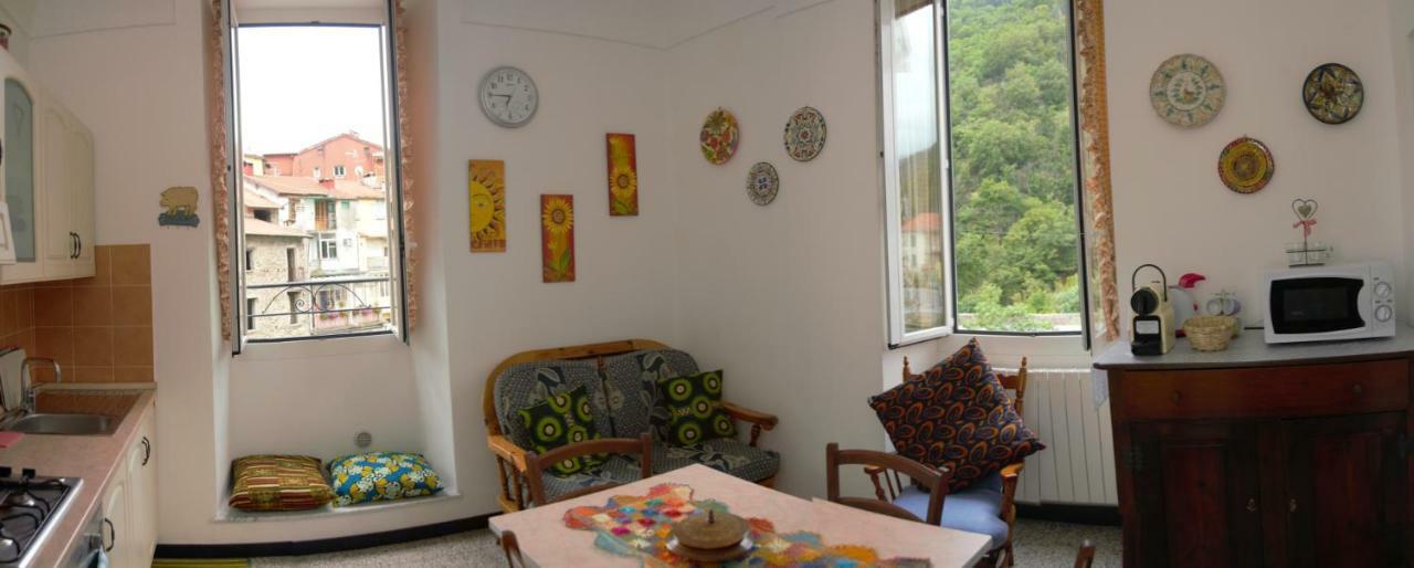 Appartement Ciassa Noeva à Pieve di Teco Extérieur photo
