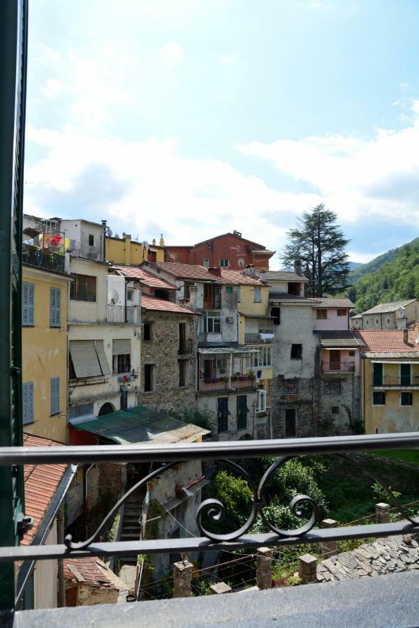 Appartement Ciassa Noeva à Pieve di Teco Extérieur photo