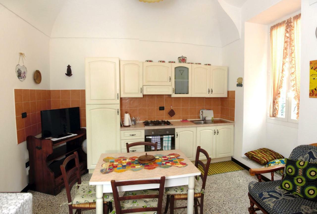 Appartement Ciassa Noeva à Pieve di Teco Extérieur photo